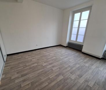 Location Appartement 1 pièce 39m² LE CREUSOT 71200 - Photo 6