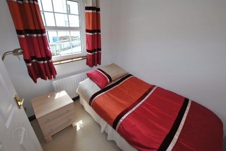 10 Strone Hill Court, Dundonald, BT16 1SH - Photo 4