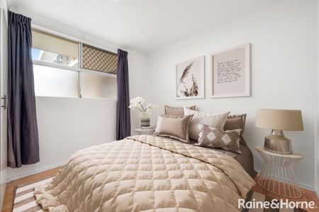 Conveniently Located in St Lucia - Photo 3