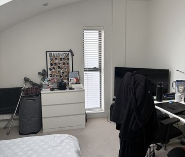 Room in a Shared Flat, Kelly Court, CR0 - Photo 1