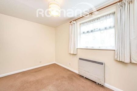 Cannock Way, Earley, RG6 - Photo 2