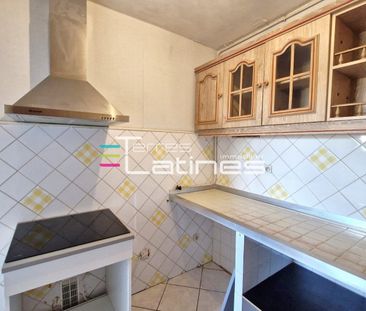 Location Appartement 2 pièces 40m² NIMES 30000 - Photo 2