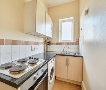 1 bedroom flat to rent - Photo 6