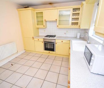 3 bedroom terraced house to rent - Photo 6
