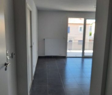 T2 AVEC BALCON ET PARKING - Photo 4