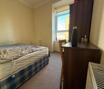 3 bedroom house of multiple occupation to rent - Photo 2