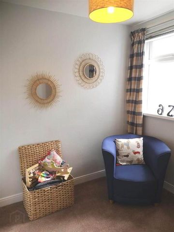 75 Clandeboye Road, Bangor, BT20 3JQ - Photo 4