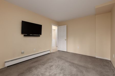 466 E Eighth Ave (1st Floor), New Westminster - Photo 4