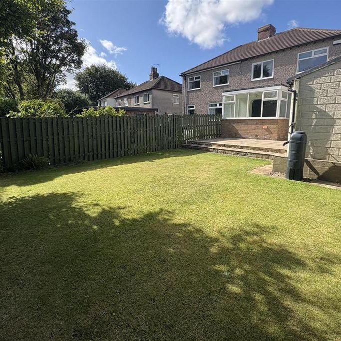 3 bedroom semi-detached house to rent - Photo 1