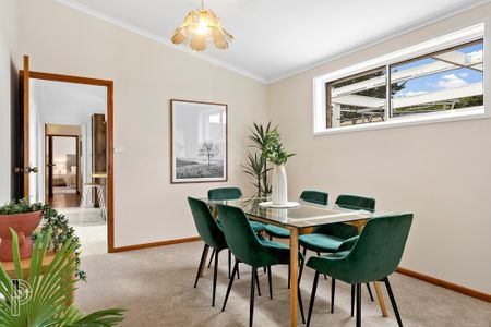 4 Mofflin Street, Chisholm ACT 2905 - House For Rent | Domain - Photo 3