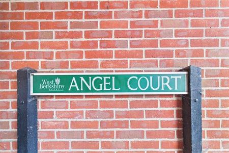 Angel Court, High Street, Theale, Reading, RG7 - Photo 4