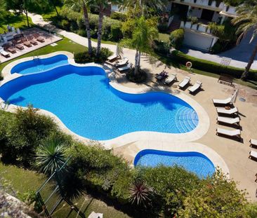 Apartment in The Golden Mile, Costa del Sol - Photo 2