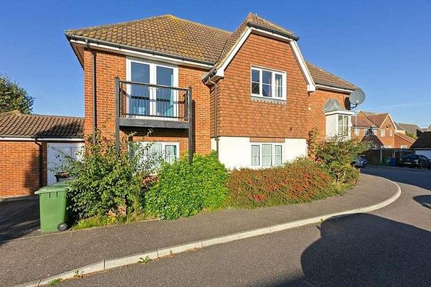 Wigeon Road, Iwade, Sittingbourne, Kent, ME9 - Photo 1