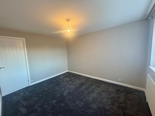 Fully renovated 2 Bedroom Mid Mews Property - Photo 1