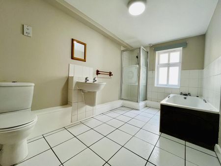 2 bedroom apartment to rent - Photo 5