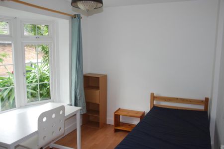 5 bedroom house to rent - Photo 2