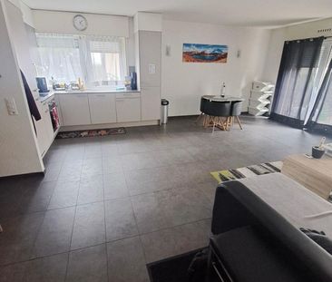 For rent – Beautiful 4.5 room apartment on the ground floor in Serv... - Photo 2