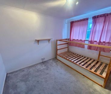 4 bedroom terraced house to rent - Photo 6