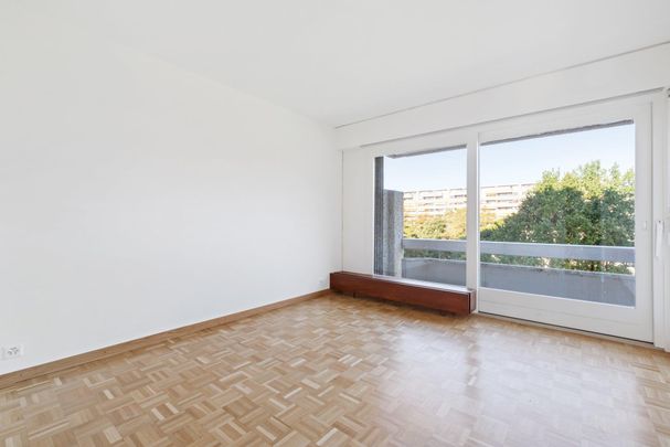 Splendide 9 pièces dans quartier résidentiel - Photo 1
