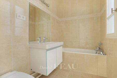 Tout savoir sur cet appartement dans le quartier Odéon, à Paris 6ème - Photo 5