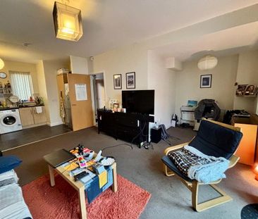 2 Epworth Street, Belfast, BT5 4QR - Photo 1