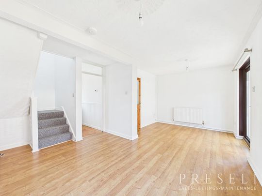 2 bedroom semi-detached house to rent - Photo 1