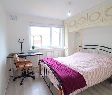 Collapit Close, Harrow, HA1 - Photo 2