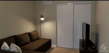 For Lease - 1924 Maple Grove, Stittsville - Munster - Richmond, Ontario - Photo 2