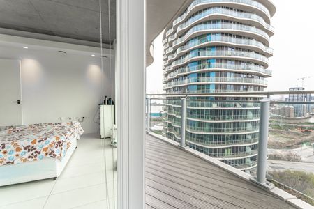 Room in a Shared Flat, Siemens Brothers Way, E16 - Photo 3