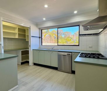 Spacious Family Home - Photo 6