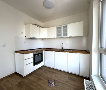 Pronájem bytu 2+kk 49 m² - Fotografie 3