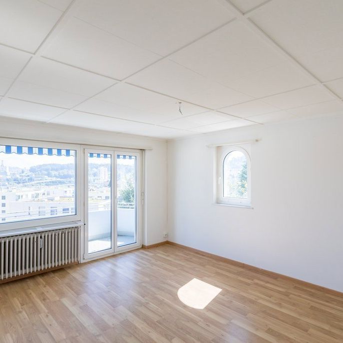 4 Zimmer, 80 m², 1. Stock - Foto 1