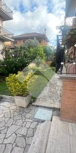 Trilocale in affitto - Photo 3