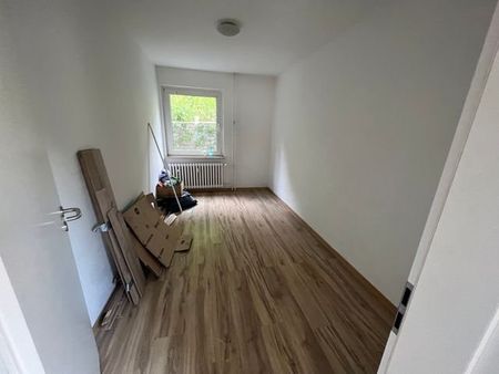 SCHADE IMMOBILIEN - Teilmöblierte 3-Zimmerwohnung in Werdohl zu vermieten! - Photo 4