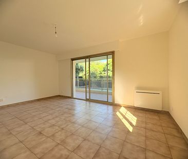 Location Appartement 2 pièces 57m² - Photo 2