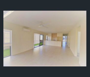 Comfortable Bayside Living in the Sought-After Ellabay Community - Photo 2