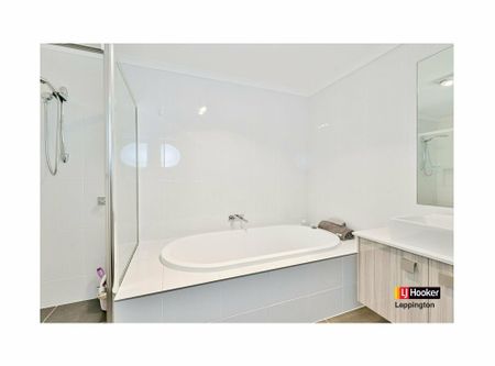 BRIGHT & BEAUTIFUL - Photo 5