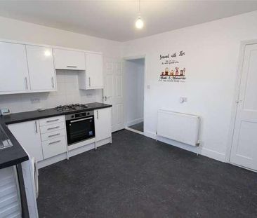 Grove Road, Chelmsford, Essex, CM2 - Photo 2