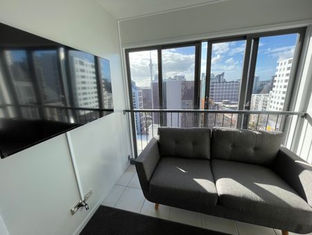 421 Queen Street – 7 - Photo 2