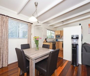 Spacious Family Home - Photo 3