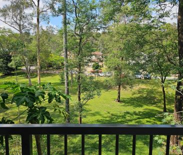 Modern 1-Bedroom Studio - Photo 2