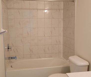 For Lease - 1501 Applerock Avenue, London North, Ontario - Photo 6