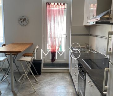 Location Appartement 3 pièces 70m² MARSEILLE 3ème - Photo 4