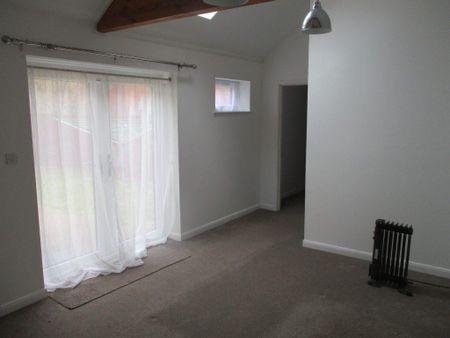 1 bedroom bungalow to rent - Photo 4