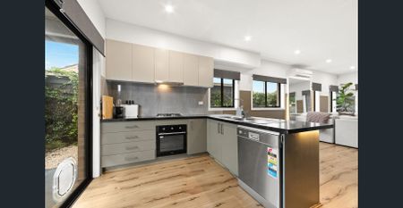 Modern Living with Space, Style and Convenience - Photo 5