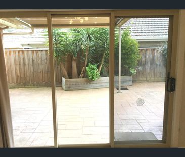 12A Kingfield Court, Camberwell, Vic 3124 - Photo 6