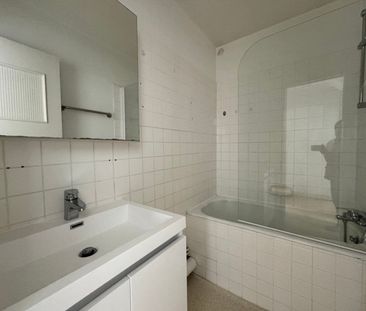 Location Appartement 3 pièces 46m² ORLEANS 45000 - Photo 2