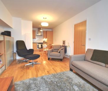 CLOSE TO WATFORD HOSPITAL - Photo 4