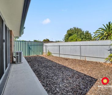 🏠Modern Stylish Affordable Family Home - Photo 2