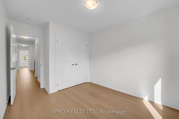 Condo Townhouse For Lease | W9253904 - Photo 1